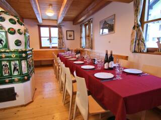 04. Catered chalet Levett Sankt Anton Inclusief diner