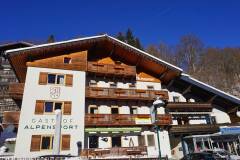 Catered chalet Alpensport Saalbach Voorzijde